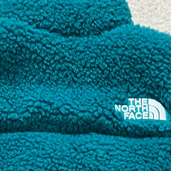 NWT North Face Nuptse Down Filled Cropped Coat - Picture 10 of 10